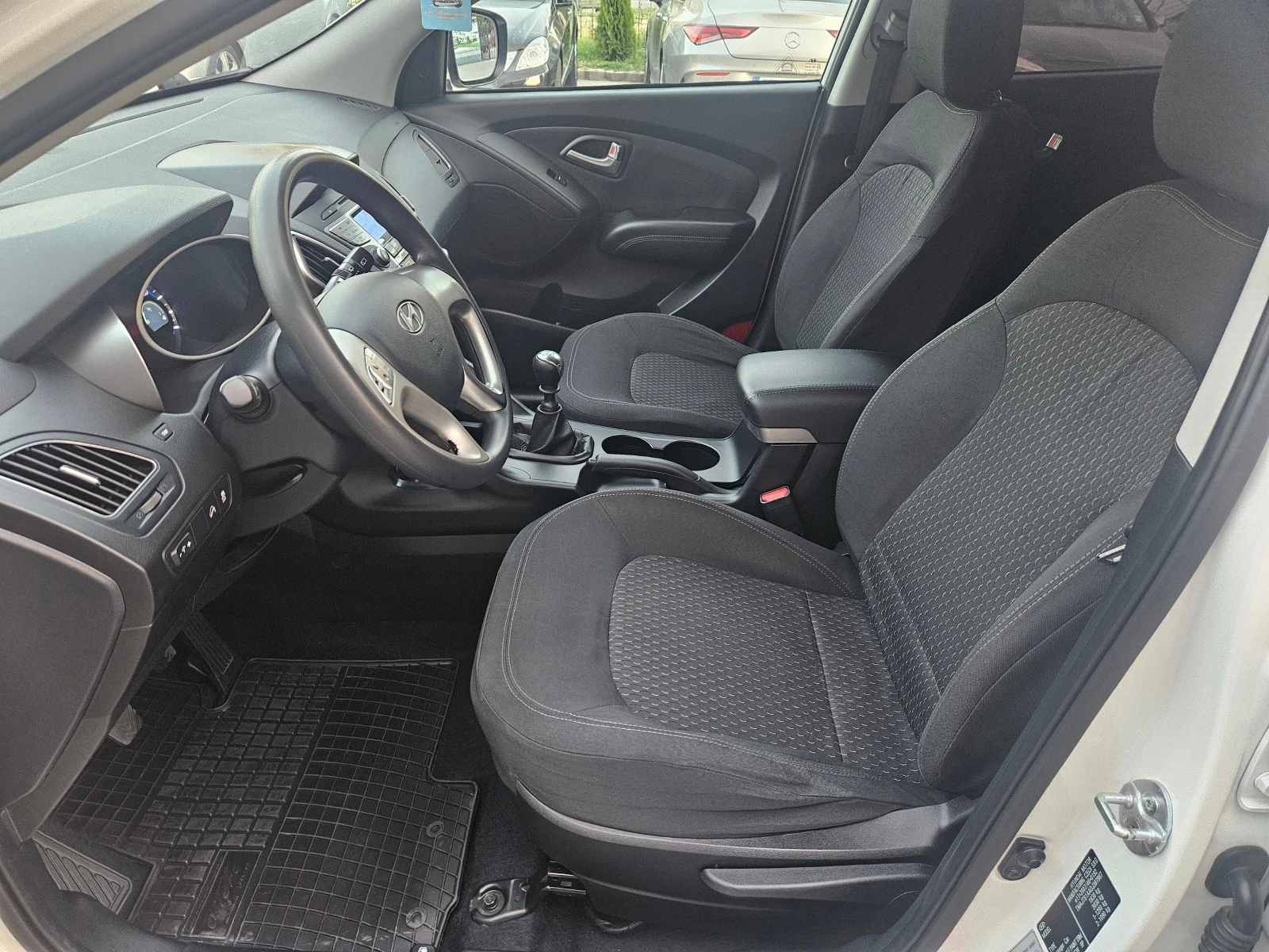 Hyundai IX35 1.6i (135 Hp) - изображение 10