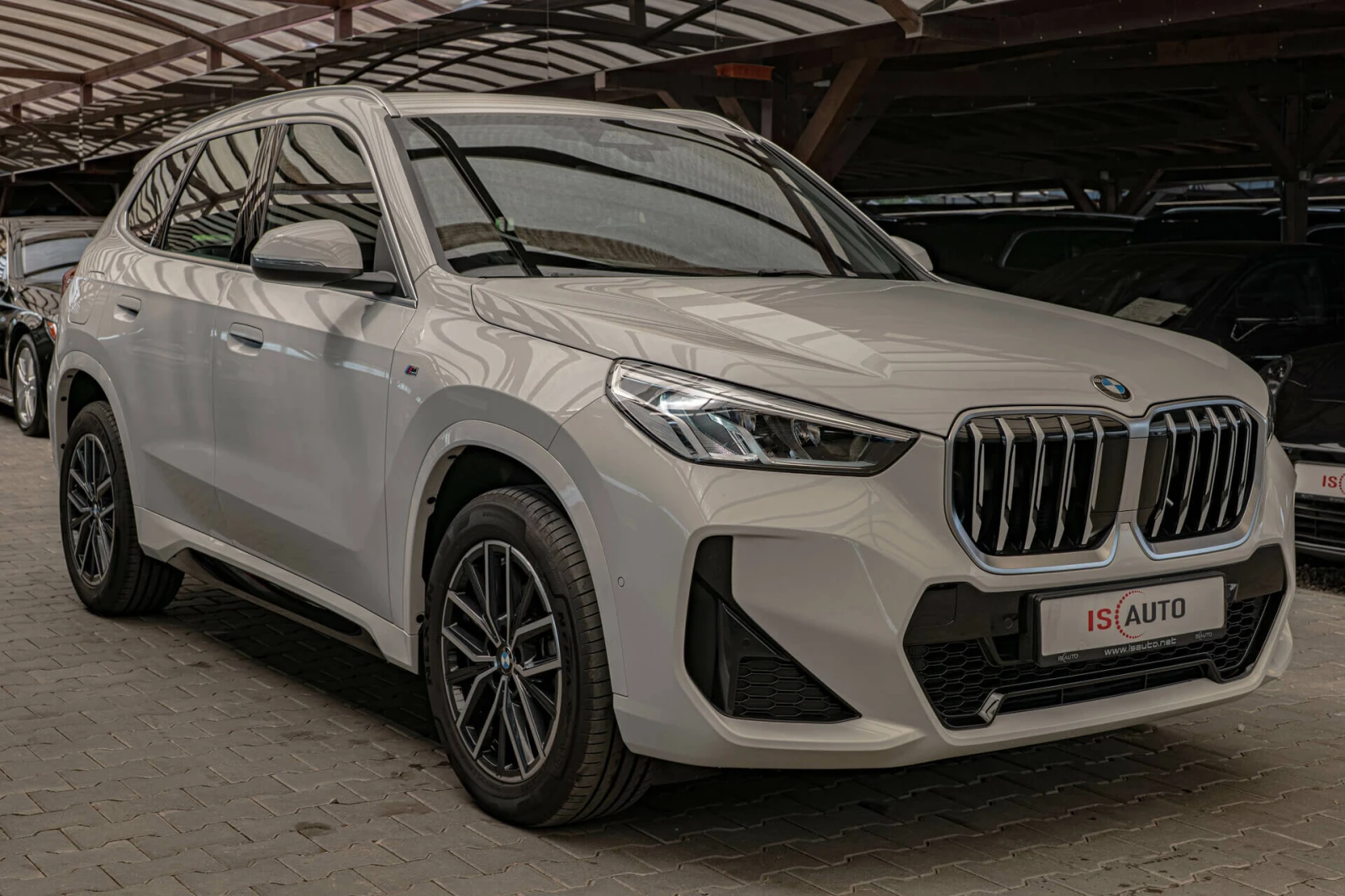 BMW X1 2.0d/xDrive/M sport/Камера/Virtual - изображение 2