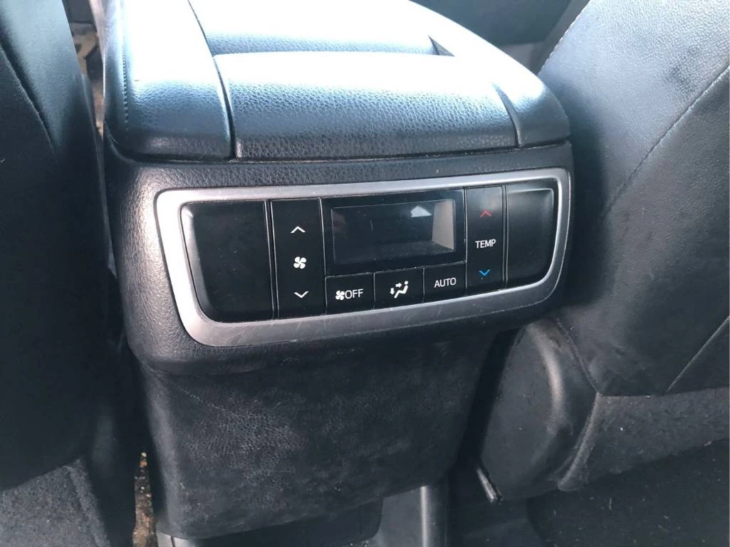 Toyota Highlander XLE* CARFAX* ОПЦИЯ ЗА ФИНАНСИРАНЕ*  - изображение 9