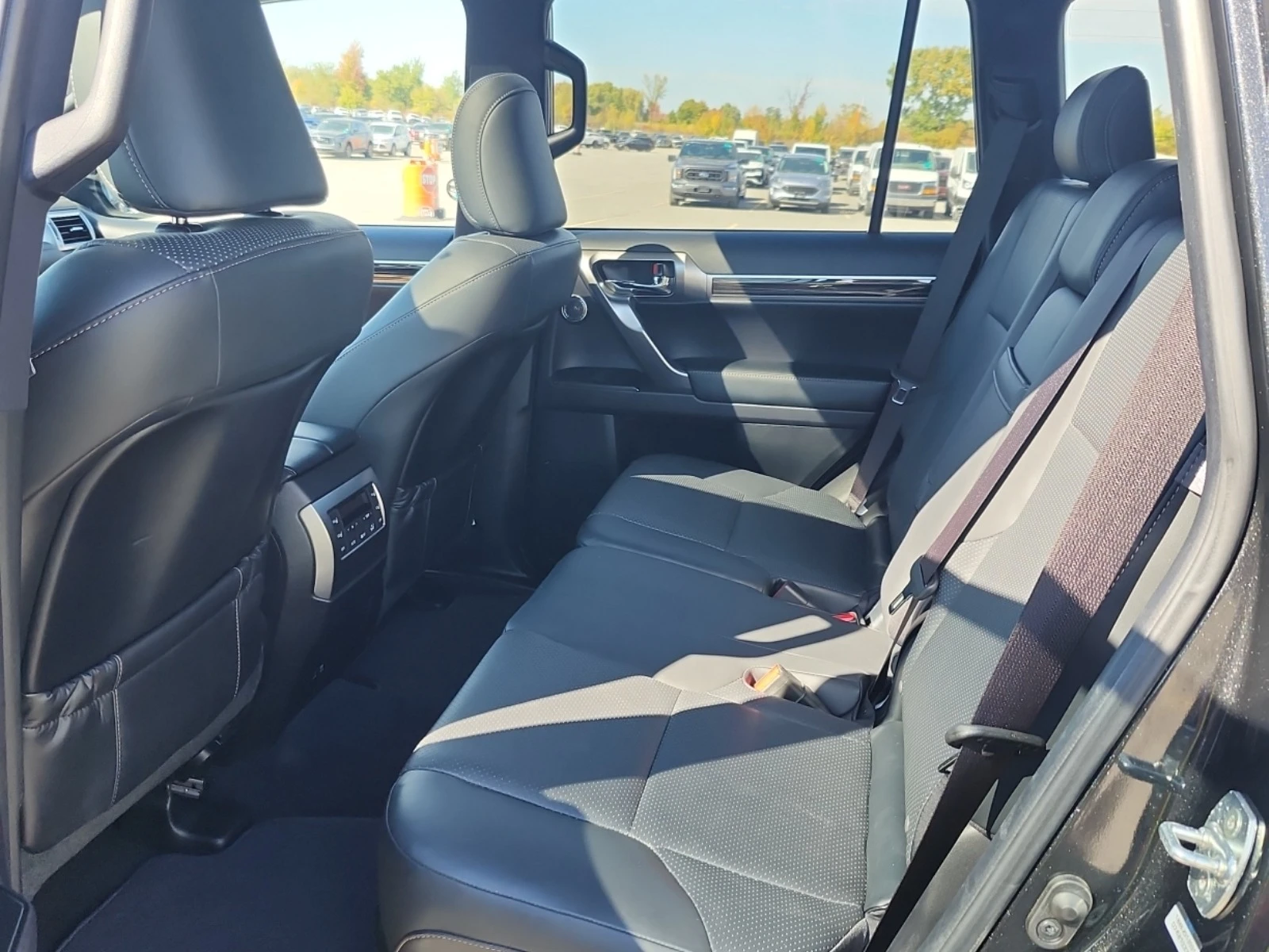 Lexus GX 460 PREMIUM * * CARFAX * * АВТО КРЕДИТ * *  - изображение 7
