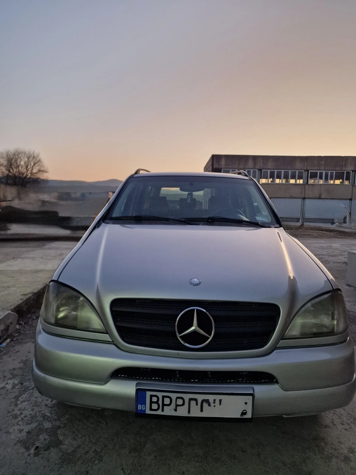 Mercedes-Benz ML 320 3.2 - изображение 3