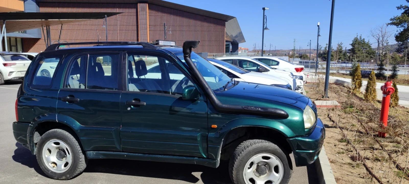 Suzuki Grand vitara 2.0, снимка 3 - Автомобили и джипове - 53810692