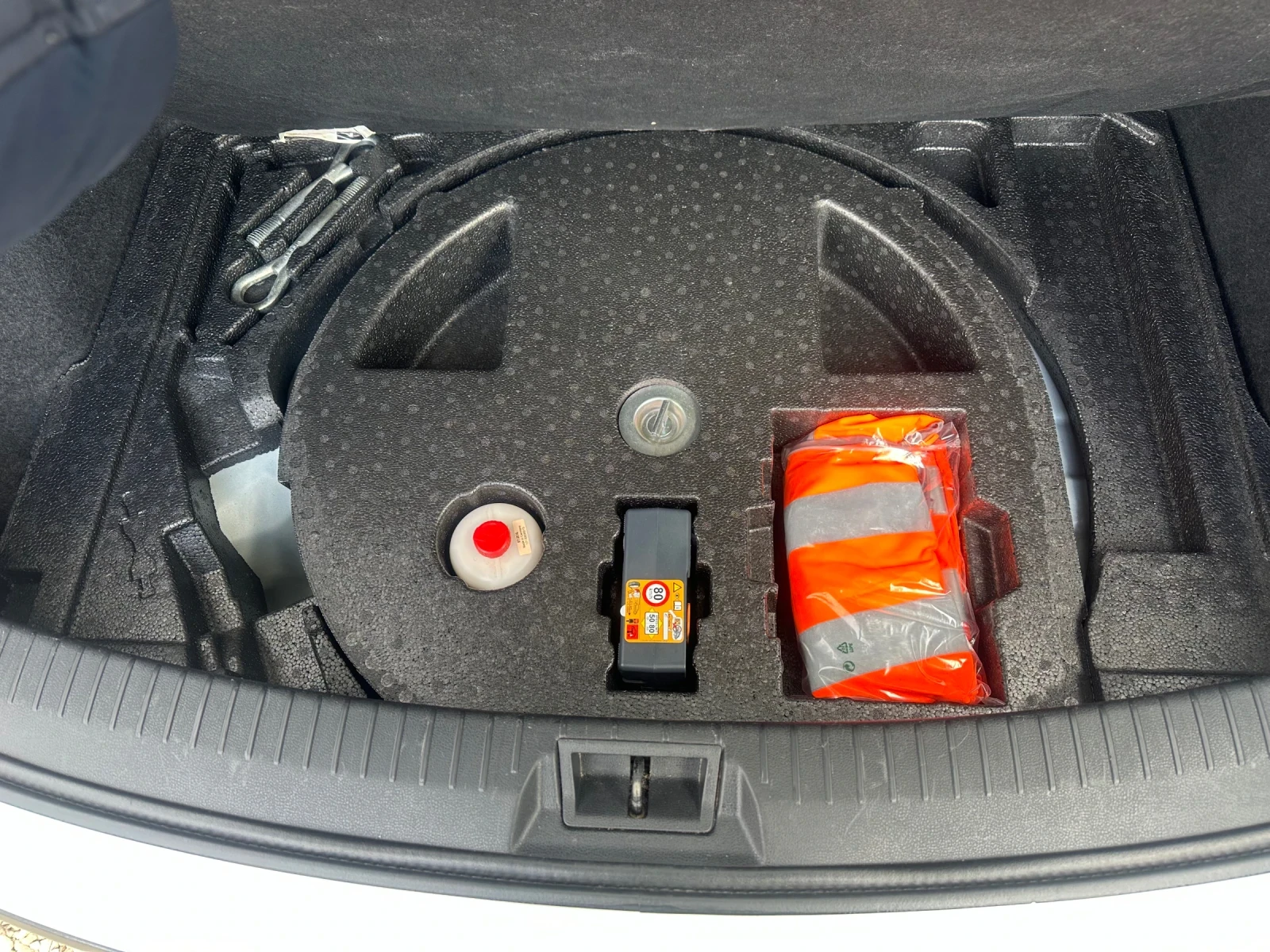 Nissan Qashqai 1.5 DCI NAVI, снимка 14 - Автомобили и джипове - 53811727