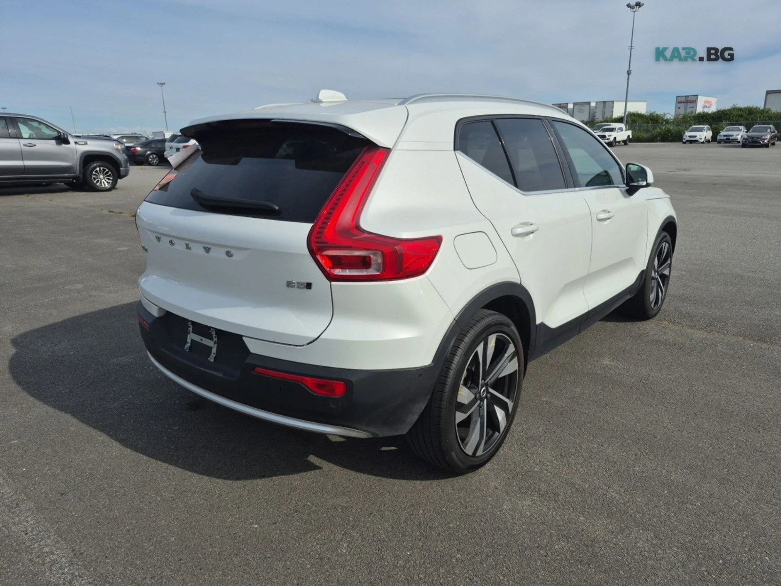 Volvo XC40 B5 ULTIMATE BRIGHT THEME * АвтоКредит* ЦЕНА ДО БГ, снимка 3 - Автомобили и джипове - 54761463