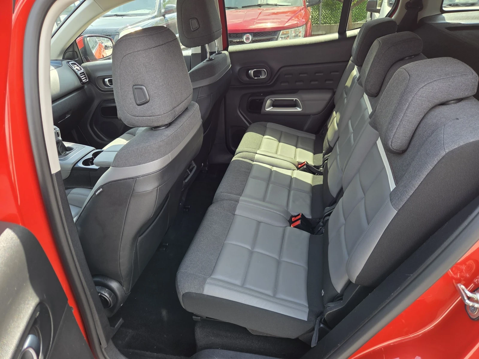 Citroen C5 Aircross, снимка 11 - Автомобили и джипове - 55241788