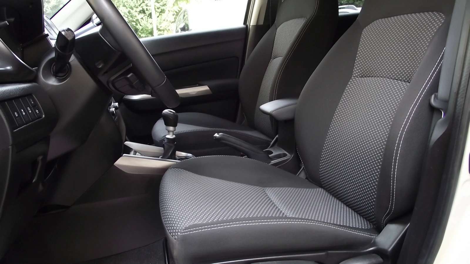 Suzuki Vitara 1.4.i.129.к.с.39000.км.НОВА, снимка 13 - Автомобили и джипове - 56039279
