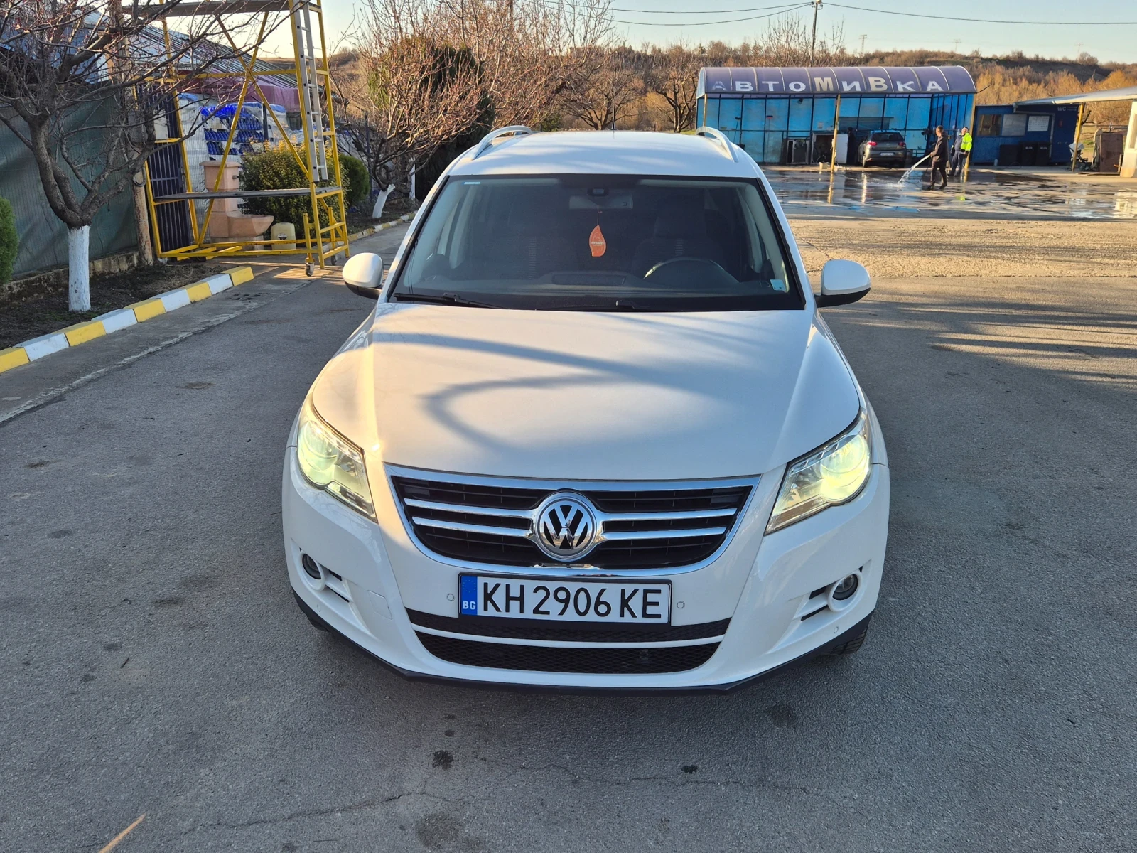 VW Tiguan 2.0 TDI 4motion DSG, снимка 5 - Автомобили и джипове - 56268163