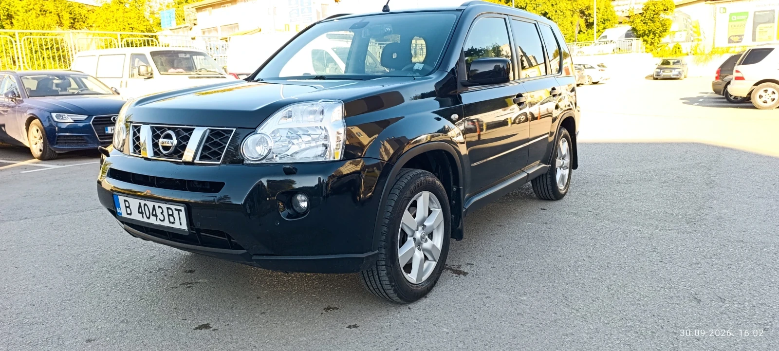 Nissan X-trail T31, снимка 2 - Автомобили и джипове - 56336059
