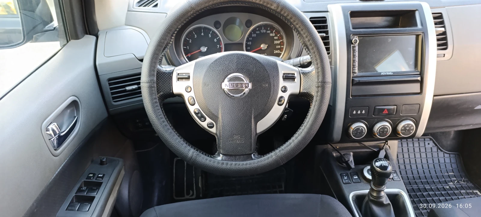 Nissan X-trail T31, снимка 11 - Автомобили и джипове - 56336059