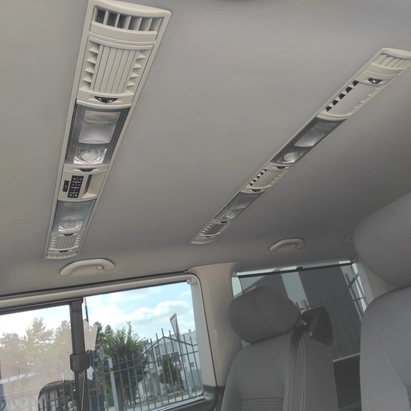 VW Multivan TDI 4X4, снимка 15 - Бусове и автобуси - 52921399