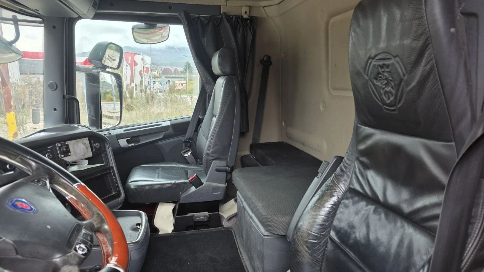 Scania R 560 EURO 5 V8 EEV 8X4 - изображение 8