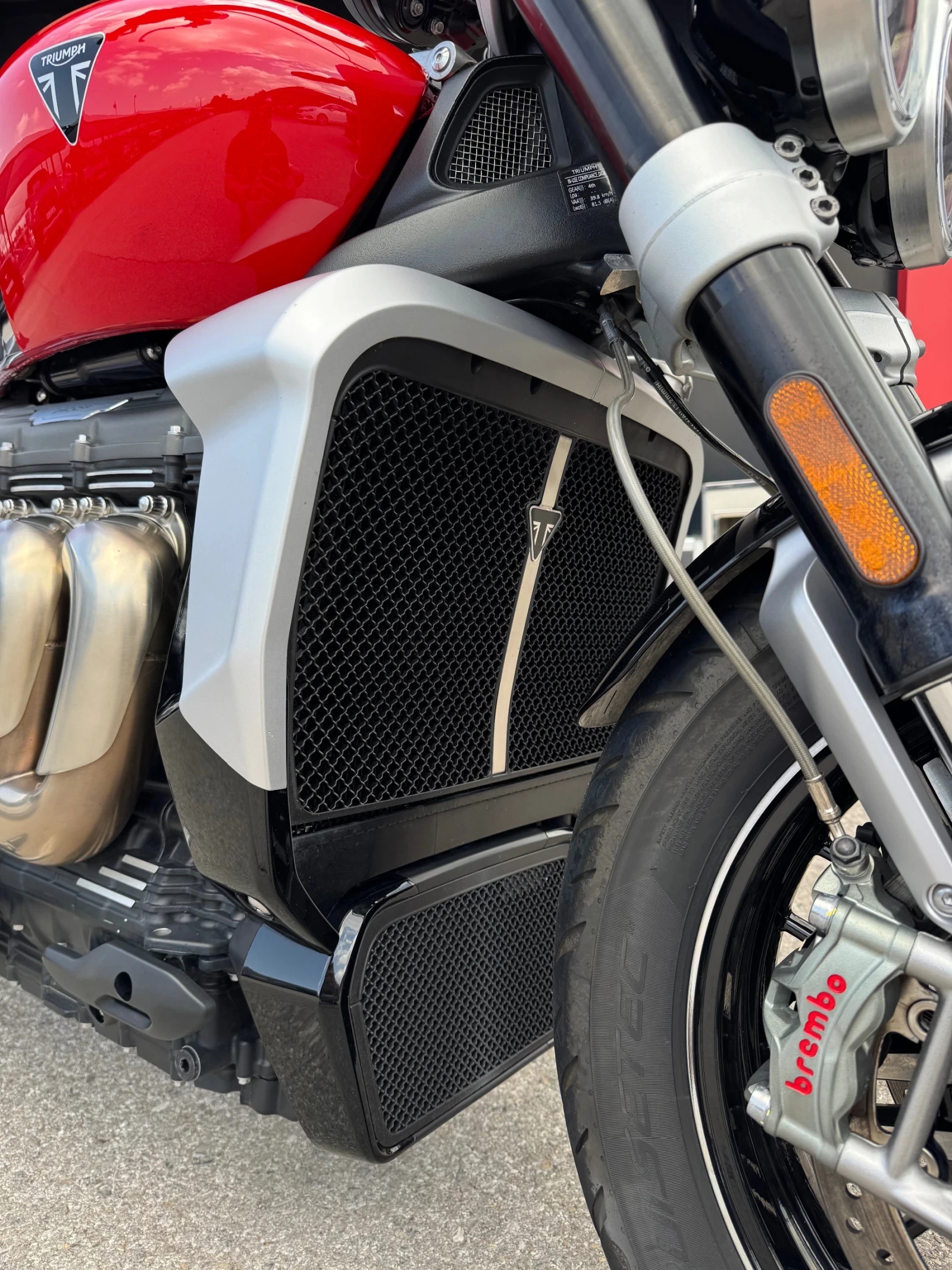 Triumph Rocket 3 GT* 2.5* 2024г.* FULL ЕКСТРИ* КАТО НОВ, снимка 9 - Мотоциклети и мототехника - 55147425