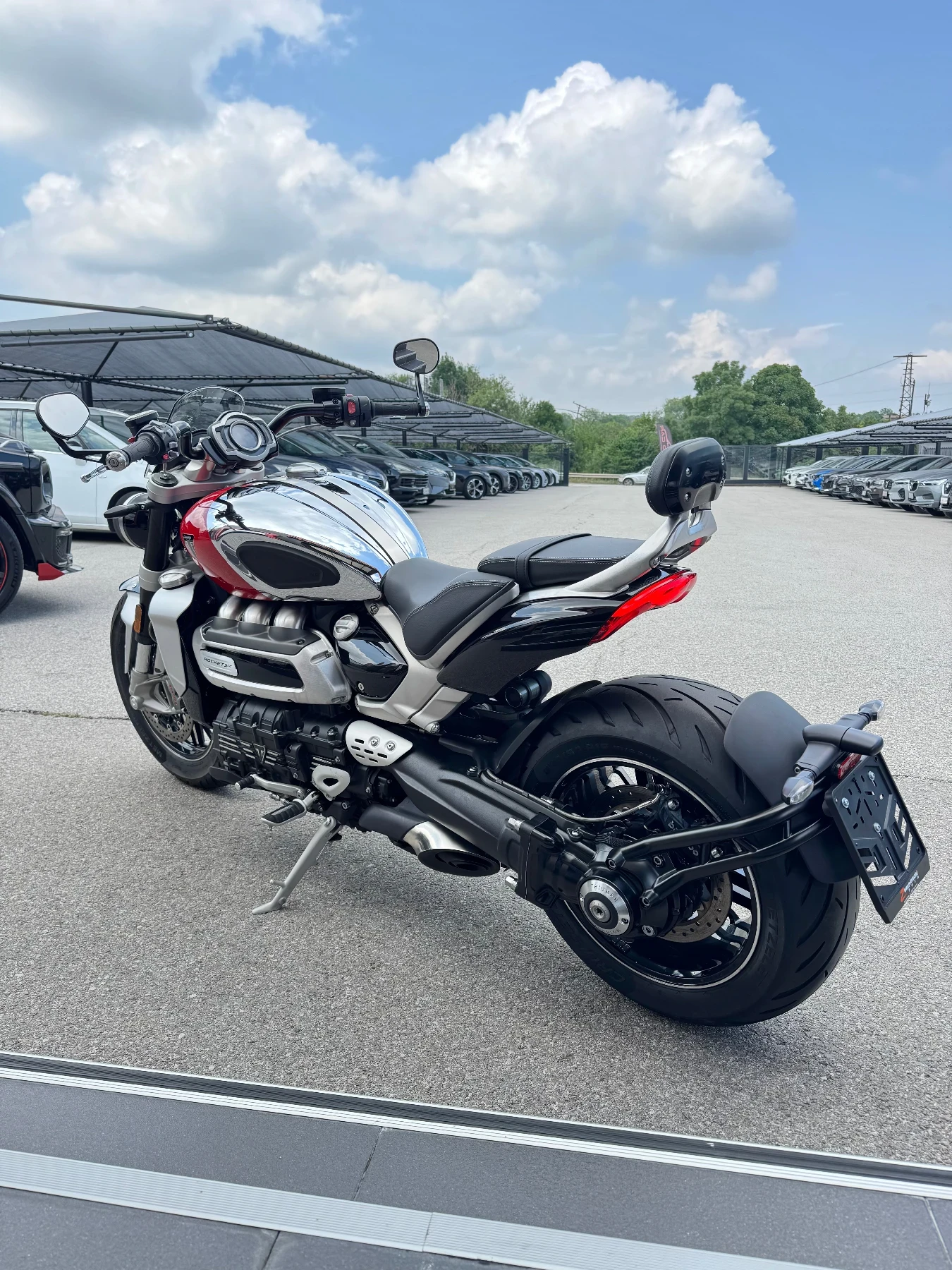 Triumph Rocket 3 GT* 2.5* 2024г.* FULL ЕКСТРИ* КАТО НОВ, снимка 4 - Мотоциклети и мототехника - 55147425