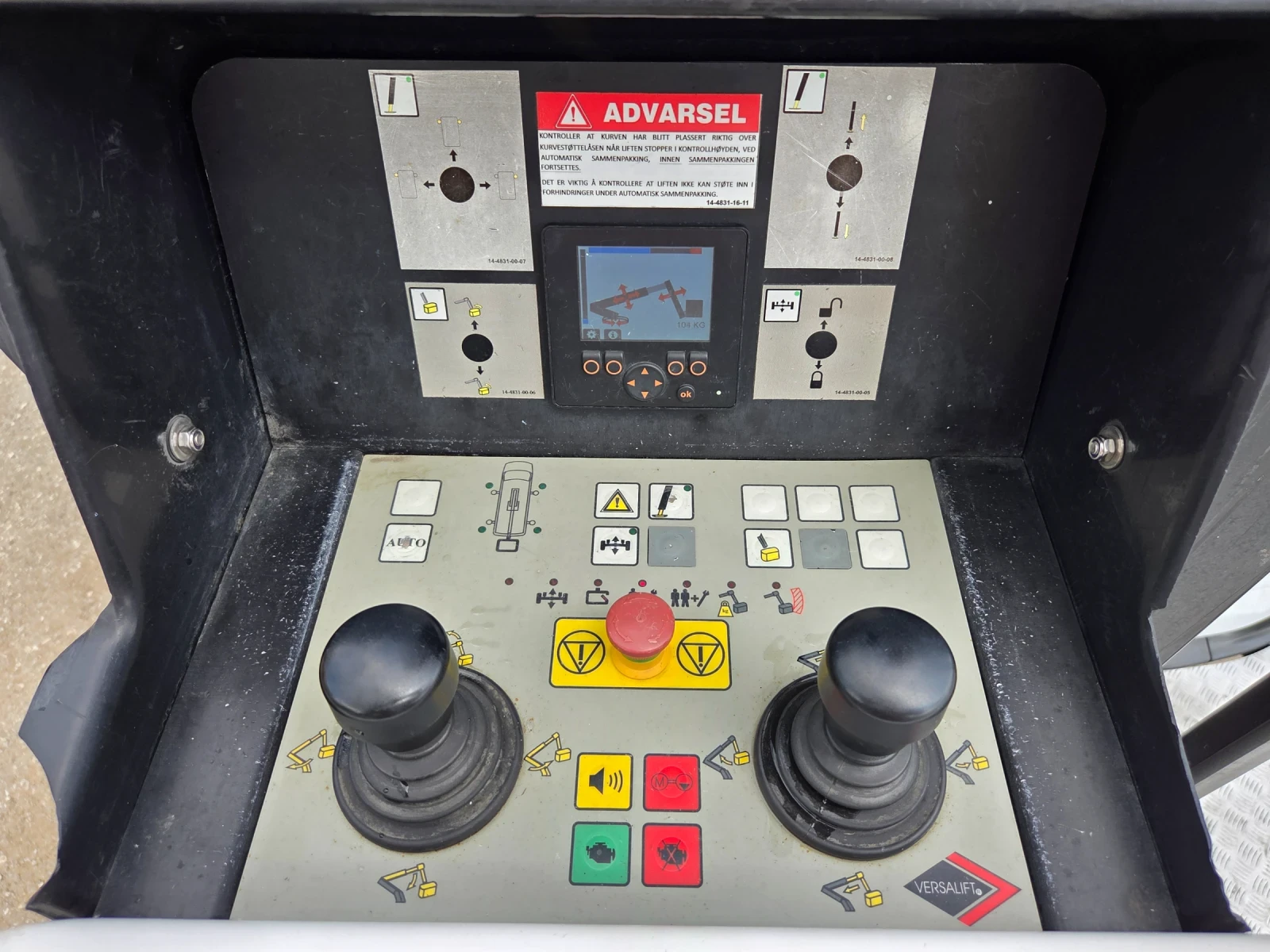 Автовишка Versalift VERSALIFT  VT-145-F  ( 14 5м. ), снимка 7 - Индустриална техника - 54812658