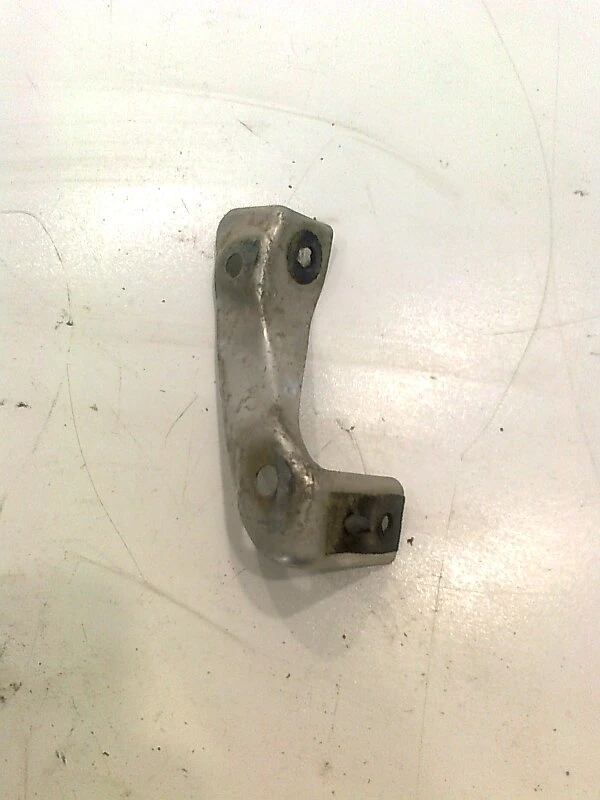 водач за задна броня (десен) за Субару Легаси 3,0 бензин 