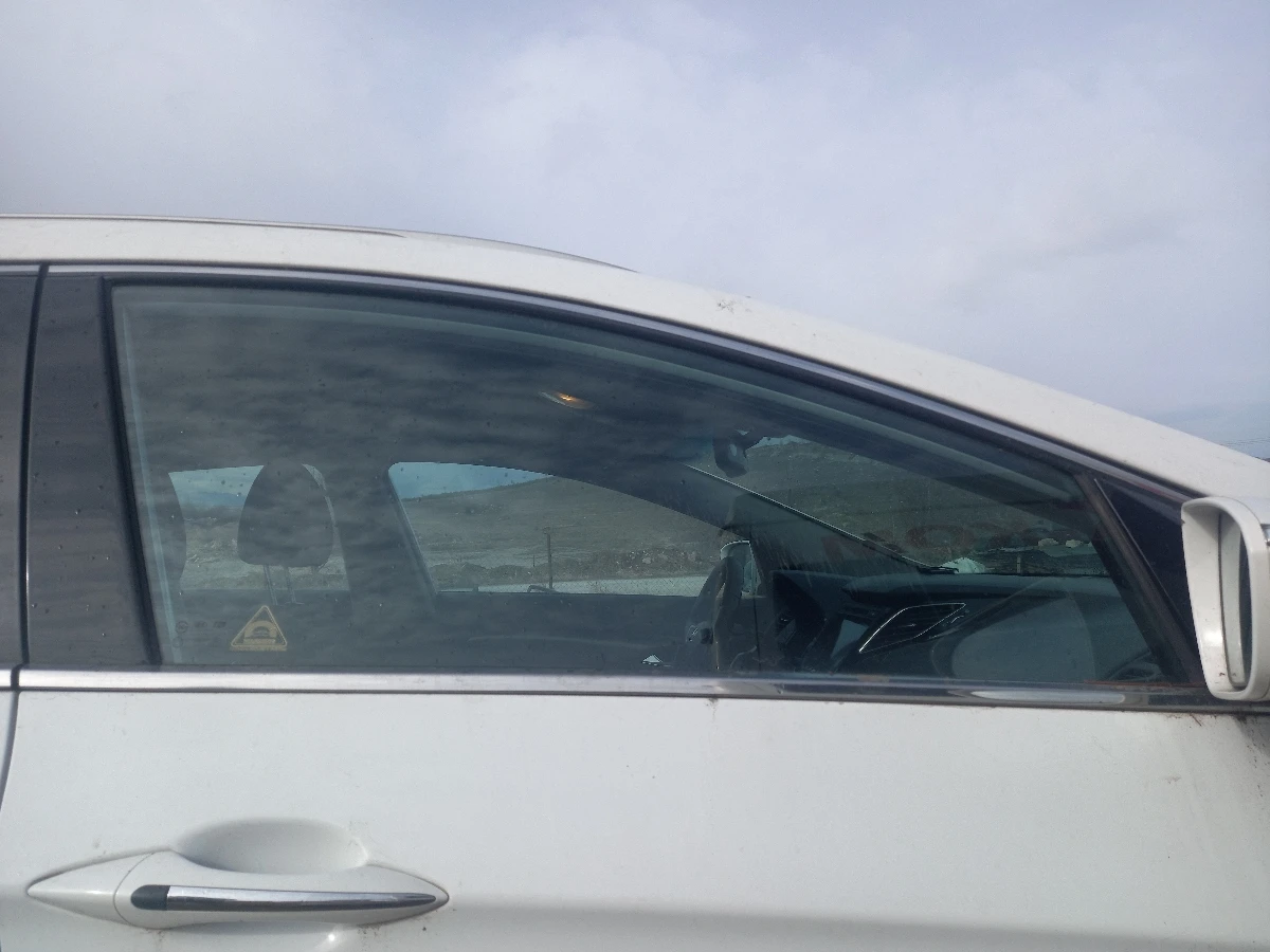     40/i40  2013  | Mobile.bg   1