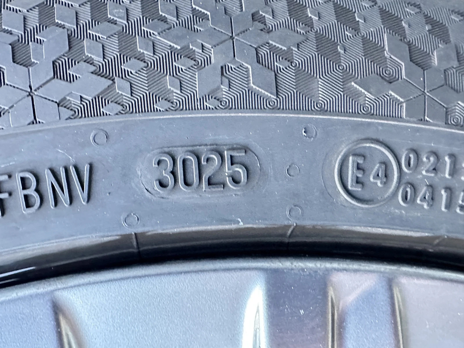 Гуми с джанти Continental 245/45R18, снимка 6 - Гуми и джанти - 56008180