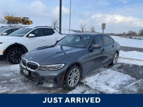 BMW 330 * 330i xDrive Awd | Accident Free * CARFAX * ЦЕНА , снимка 2