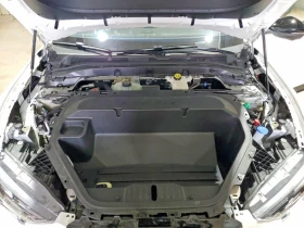 Ford Mustang Mach-E Premium AWD, снимка 12