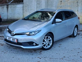 Toyota Auris 1.6D4D Facelift* КАТО НОВА, снимка 1