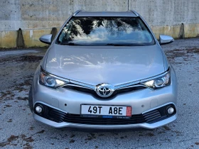 Toyota Auris 1.6D4D Facelift* КАТО НОВА, снимка 2