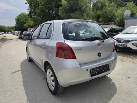 Toyota Yaris 1.3i 87к.с Климатик , снимка 3
