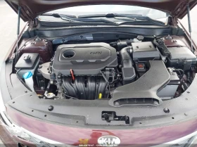 Kia Optima 2.4L I-4 DI, DOHC, VVT, 185HP Front Wheel Drive, снимка 17