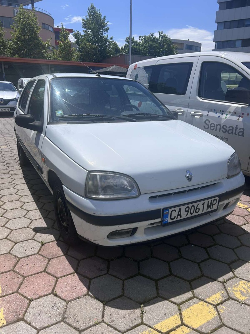 Renault Clio I, снимка 2 - Автомобили и джипове - 45949511
