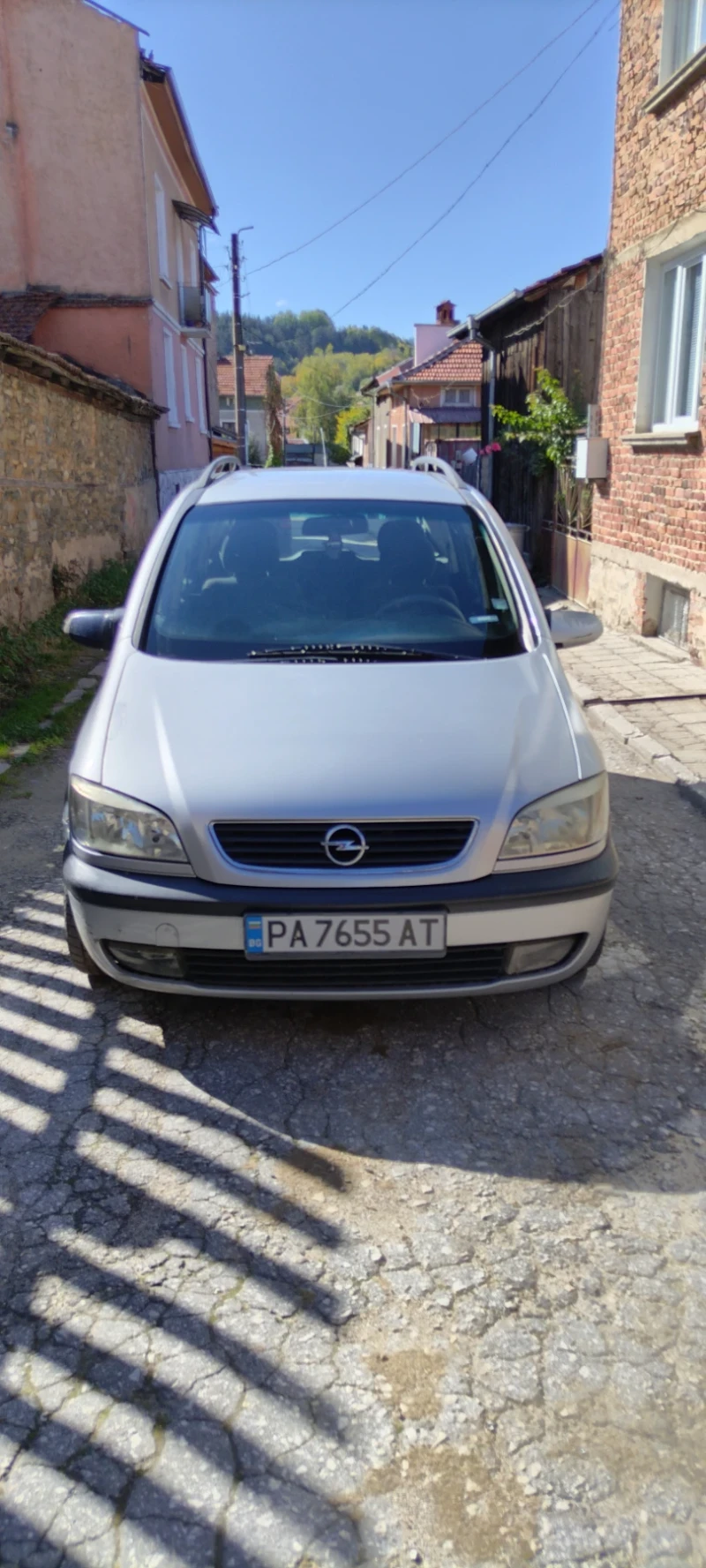 Opel Zafira, снимка 1 - Автомобили и джипове - 47496507