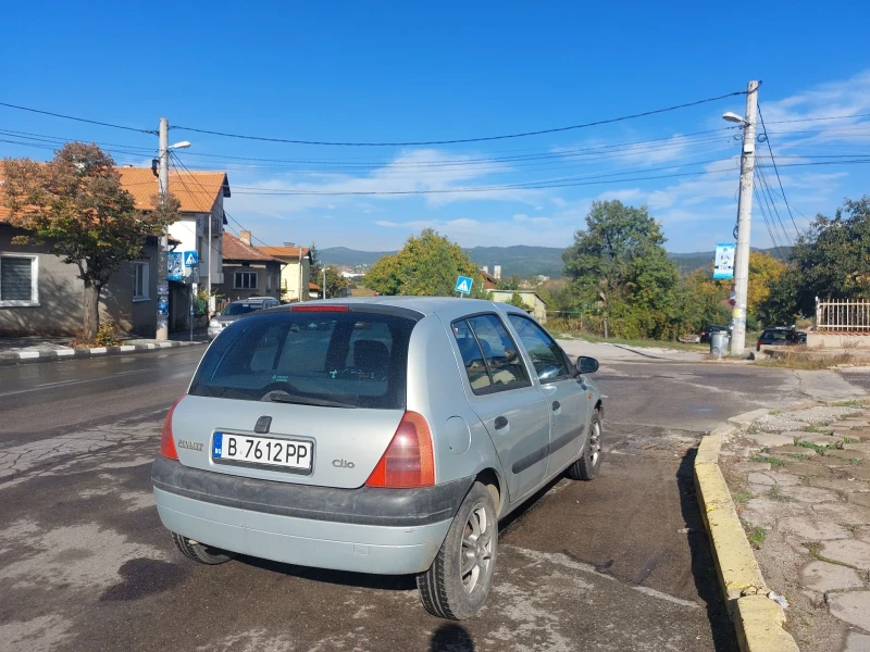 Renault Clio, снимка 3 - Автомобили и джипове - 47692110