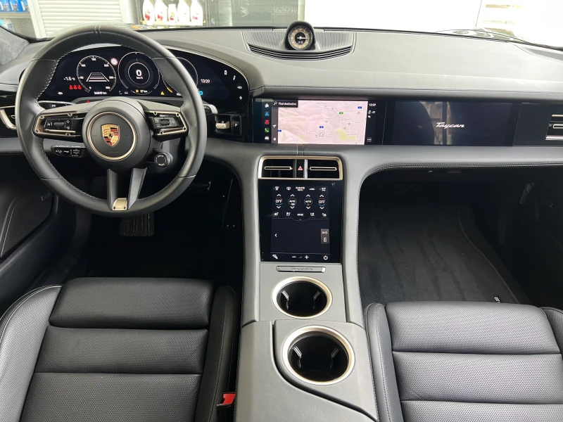 Porsche Taycan TURBO S/CERAMIC/CARBON DESIGN/BOSE/MATRIX/SPORT CH, снимка 14 - Автомобили и джипове - 49179938