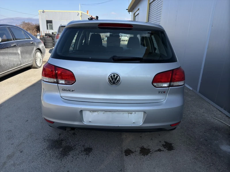 VW Golf 1, 6, снимка 4 - Автомобили и джипове - 49290631