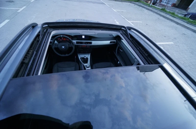 BMW 320 i, снимка 11 - Автомобили и джипове - 50306410