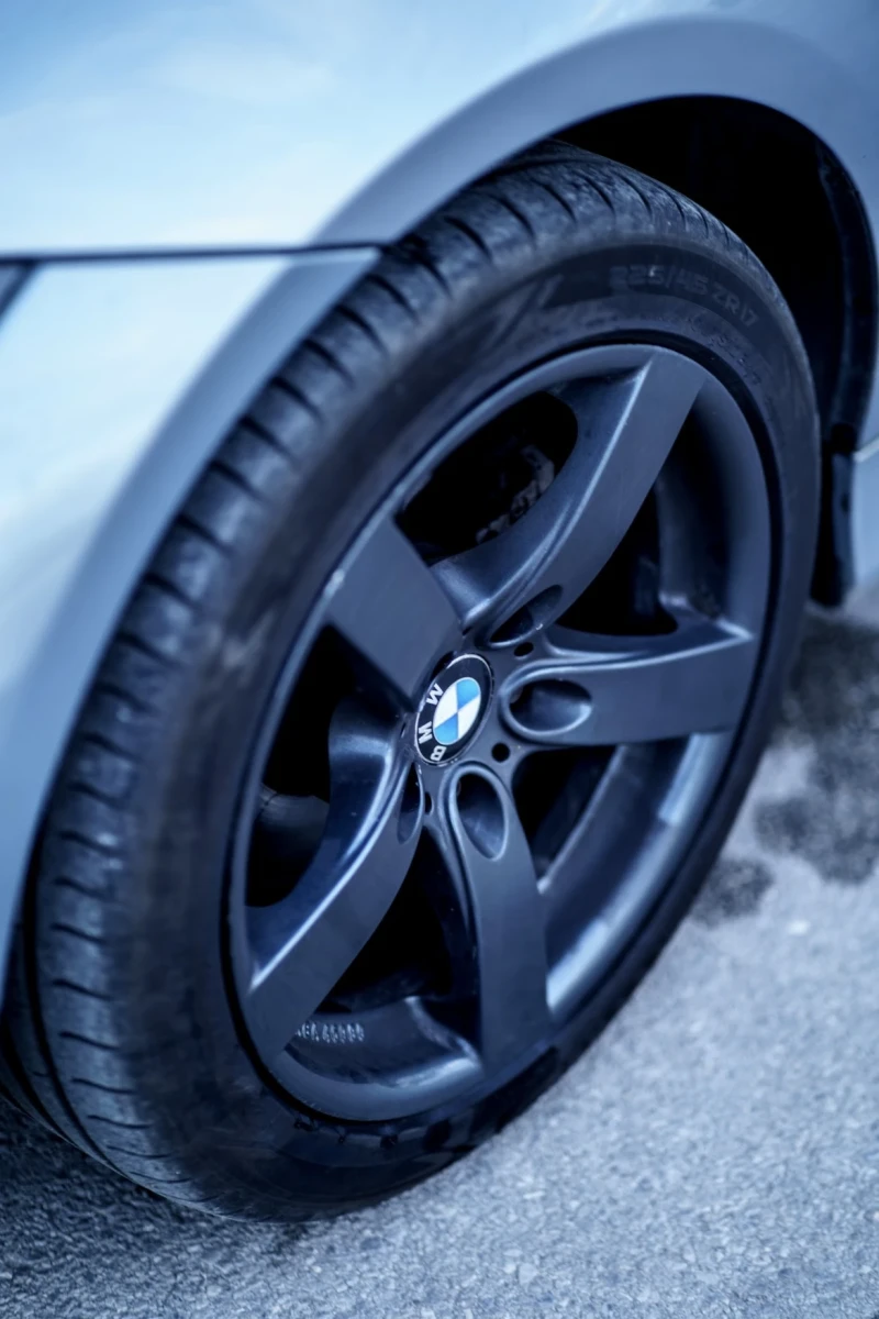 BMW 320 i, снимка 15 - Автомобили и джипове - 50306410