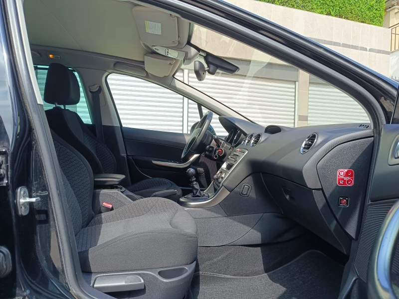 Peugeot 308 SW 2.0HDI 140к.с. , снимка 11 - Автомобили и джипове - 52621218