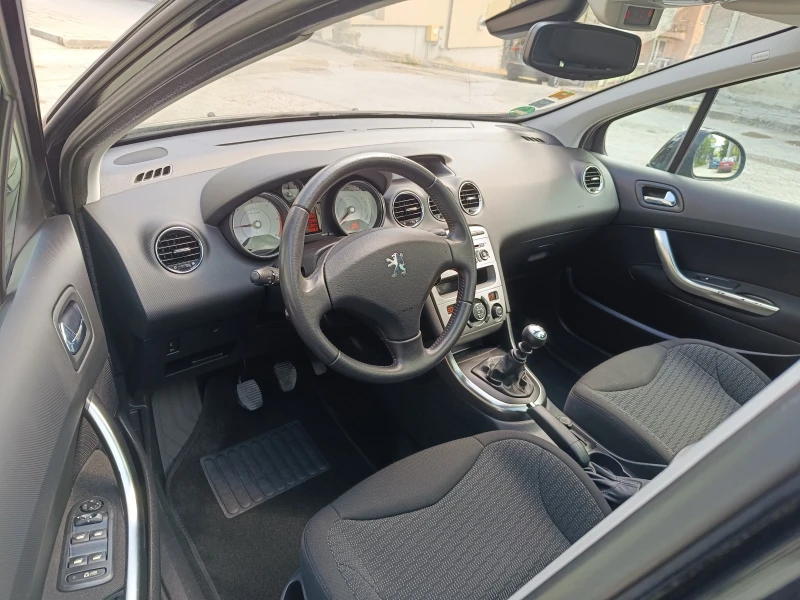 Peugeot 308 SW 2.0HDI 140к.с. , снимка 9 - Автомобили и джипове - 52621218