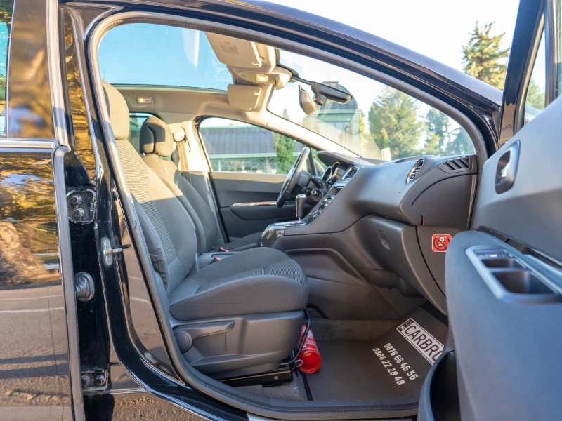 Peugeot 5008 2.0НDI 163 к.с. Panorama HeadUp Navi 7 места , снимка 11 - Автомобили и джипове - 51661152