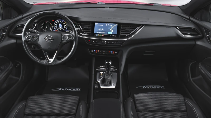 Opel Insignia Sports Tourer 2.0 Turbo Elegance Automatic, снимка 12 - Автомобили и джипове - 52164074