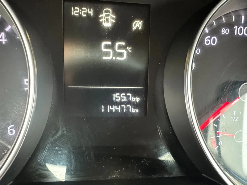 VW Golf 1.6TDI 105kc EVRO5, снимка 11 - Автомобили и джипове - 52663778