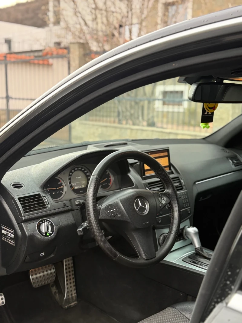 Mercedes-Benz C 320, снимка 5 - Автомобили и джипове - 53189999