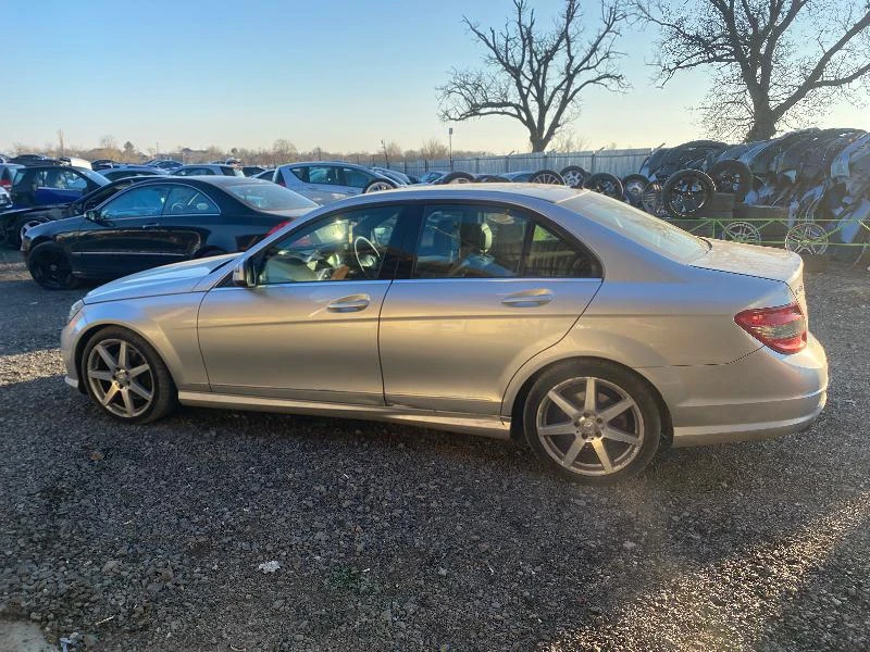 Mercedes-Benz C 320 На части, снимка 5 - Автомобили и джипове - 28008247