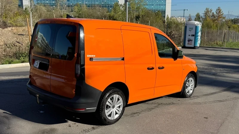 VW Caddy 2.0TDI-102к.с!Пълна сервизна история в VW!, снимка 2 - Автомобили и джипове - 47596142