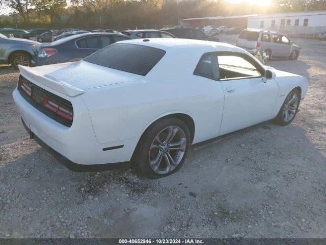 Dodge Challenger, снимка 6 - Автомобили и джипове - 48724654