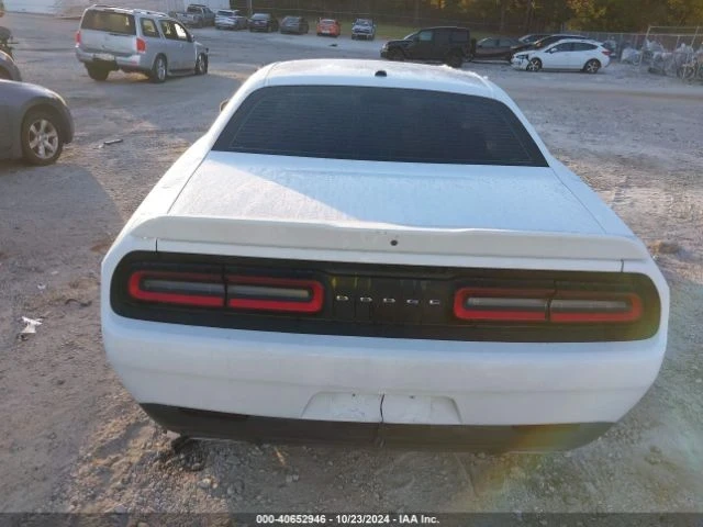 Dodge Challenger, снимка 5 - Автомобили и джипове - 48724654