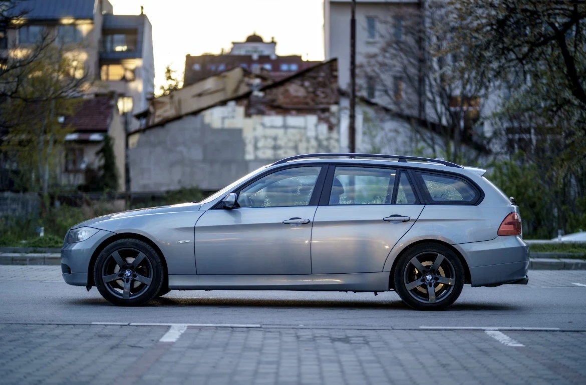 BMW 320 i - изображение 3