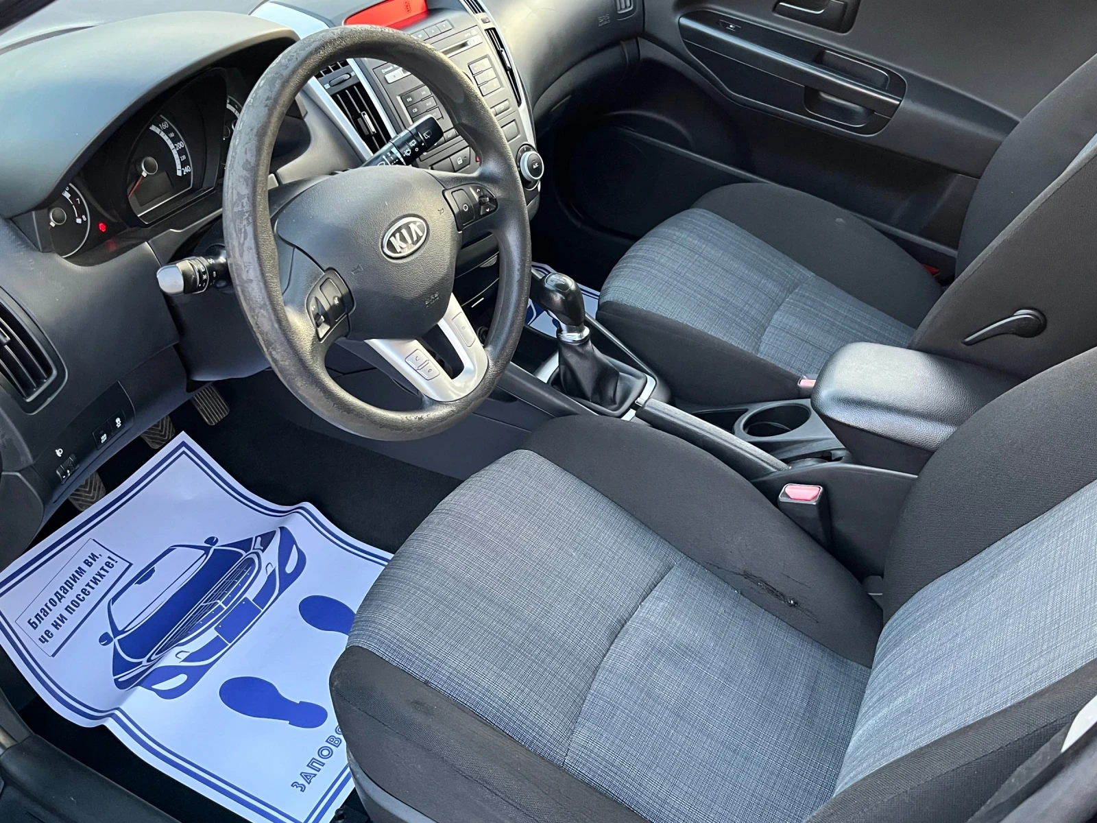 Kia Ceed 1.4 i 90k - изображение 9