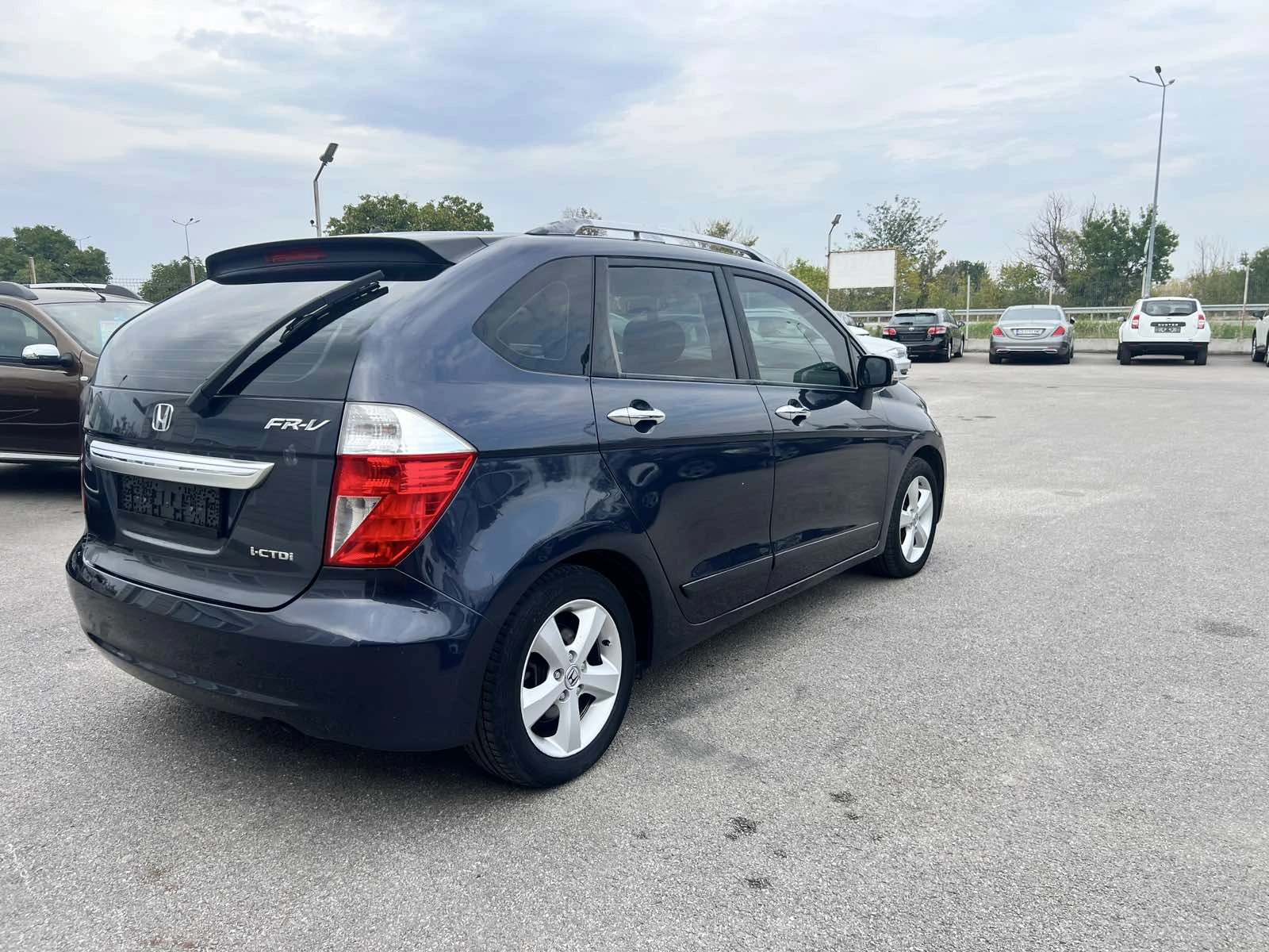 Honda Fr-v 2.2i-CTDI 5+ 1 - изображение 2
