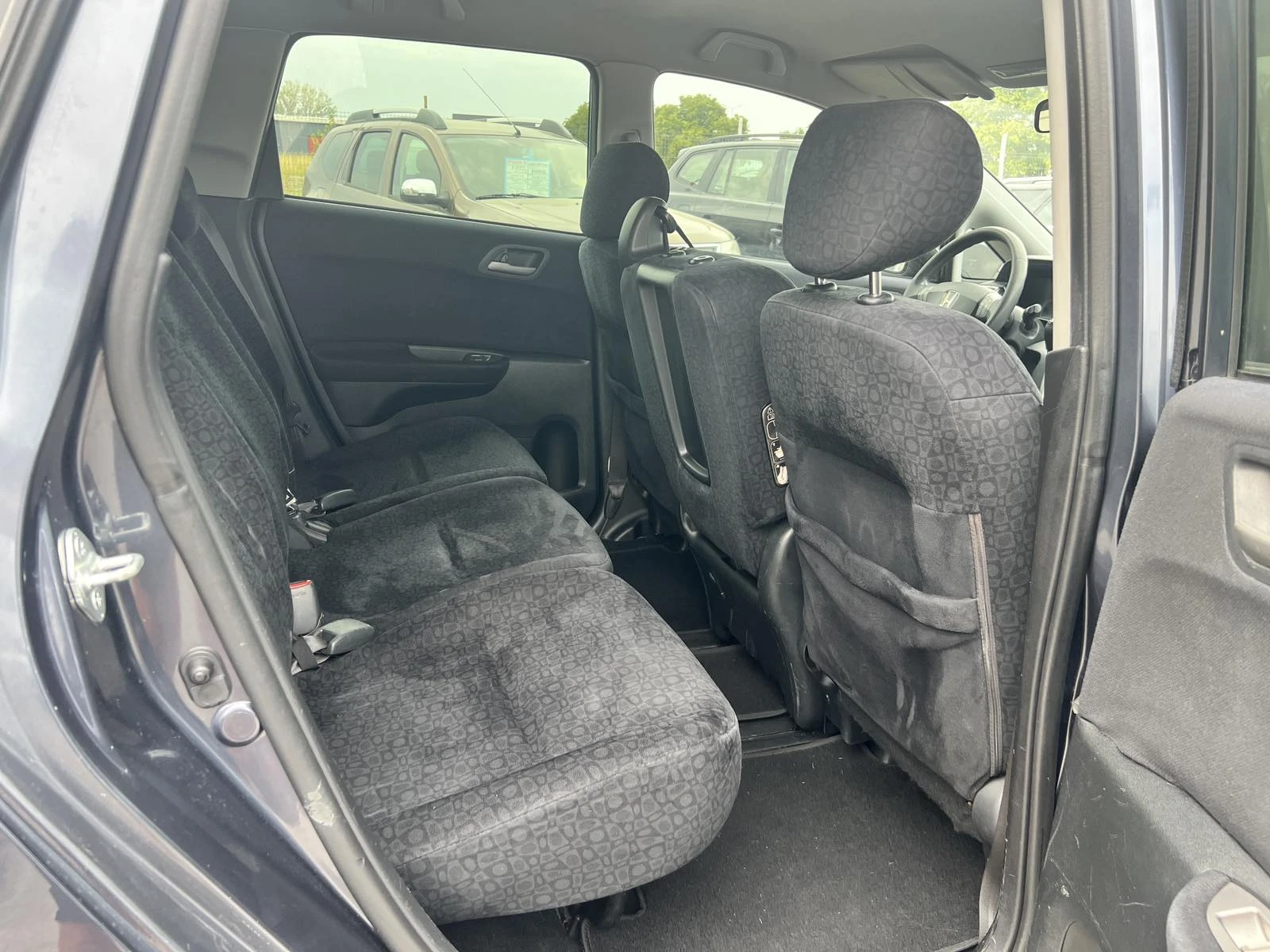 Honda Fr-v 2.2i-CTDI 5+ 1 - изображение 10
