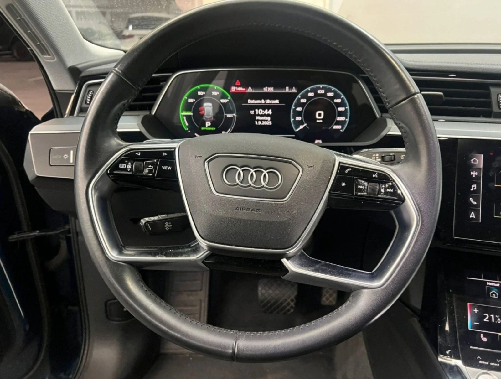 Audi E-Tron 55Quatro/Kam/Leder - изображение 7