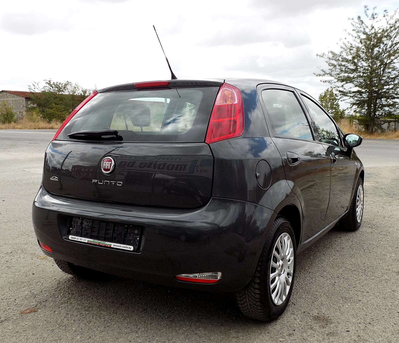 Fiat Punto 1.4i/ФАБР. ГАЗ/110х. км/2016г./EURO 6B - изображение 4